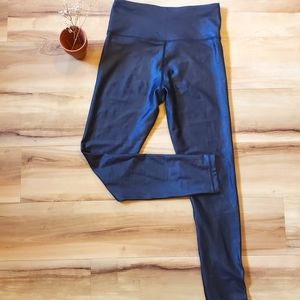 Zyia liquid black leggings sz 4